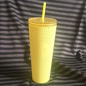 Venti Yellow Studded Cup